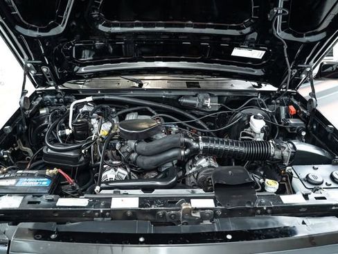 Used 1996 Ford Bronco XLT image 34