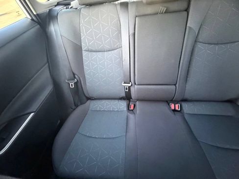Used 2025 Toyota RAV4 XLE AWD/4WD image 13