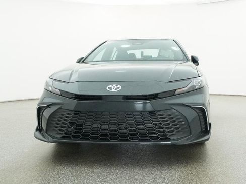 New 2026 Toyota Camry SE FWD image 18
