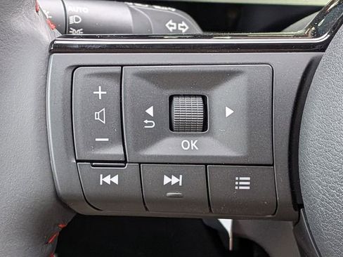 New 2026 Nissan Kicks SR w/ Cold Weather Package image 53