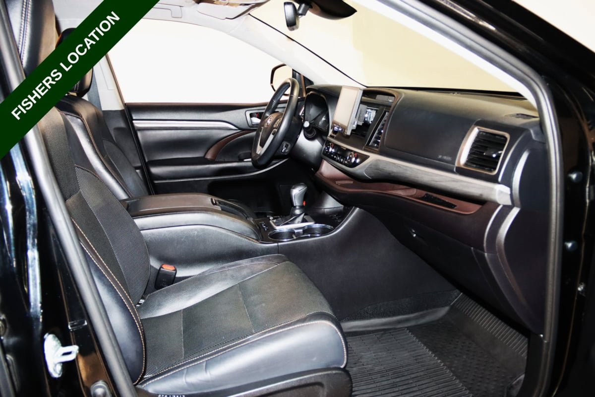 Used 2019 Toyota Highlander Limited AWD/4WD image 50