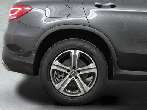 Used 2022 Mercedes-Benz GLC 300 image 12