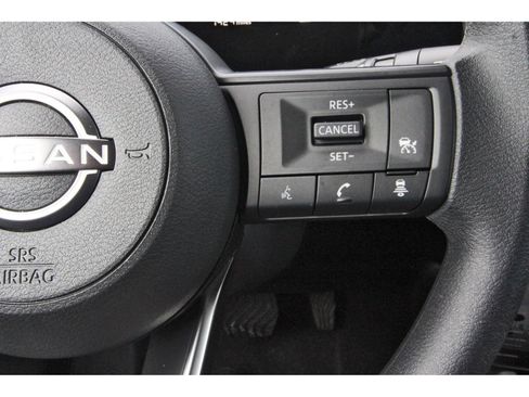 Certified 2025 Nissan Kicks SV w/ Interior Electronics Package FWD image 20