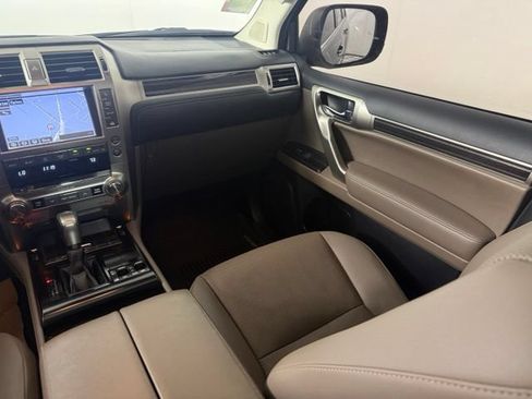 Used 2020 Lexus GX 460 Premium AWD/4WD image 21