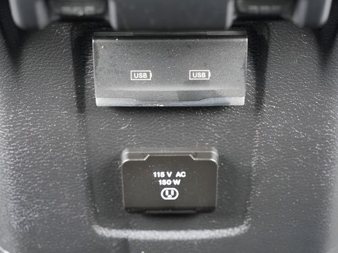Used 2023 Jeep Wrangler Unlimited w/ Sun & Screen Package AWD/4WD image 18