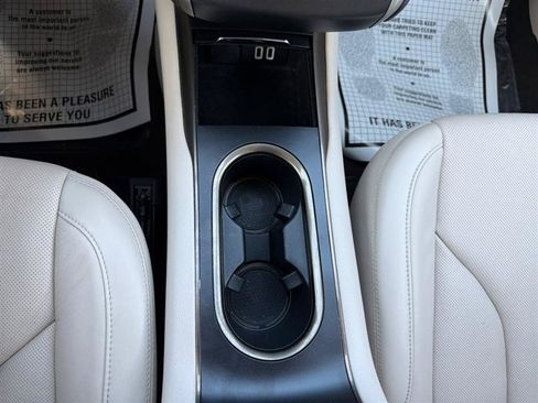 Used 2019 Lincoln MKC Reserve w/ MKC Climate Package FWD image 28