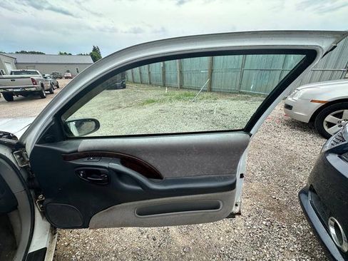 Used 1995 Chevrolet Monte Carlo LS FWD image 26