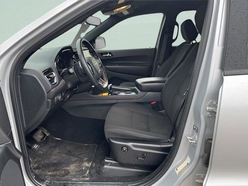 Used 2025 Dodge Durango GT image 8