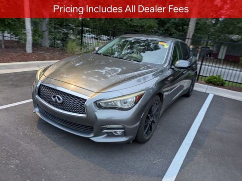 Used 2017 INFINITI Q50 3.0t Premium w/ Cargo Package (L95) RWD image 3
