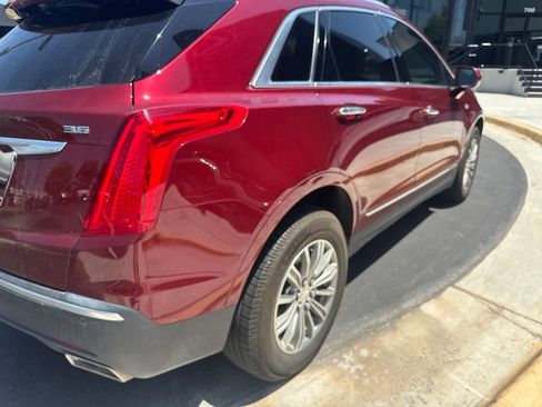 Used 2018 Cadillac XT5 Luxury w/ Driver Awareness Package FWD image 5