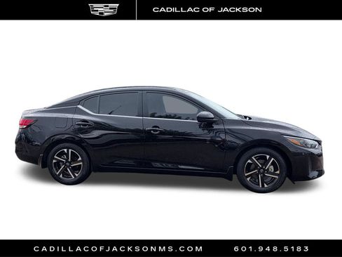 Used 2025 Nissan Sentra SV FWD image 4