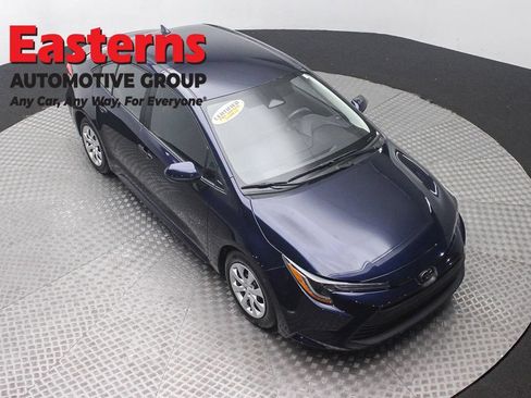 Used 2024 Toyota Corolla LE FWD image 3