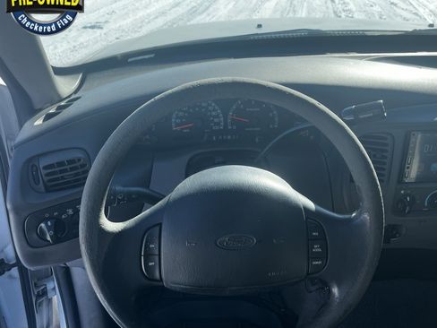 Used 1999 Ford F150 XLT image 21