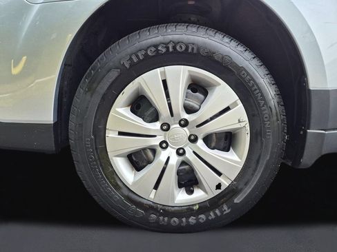 Used 2013 Subaru Outback 2.5i AWD/4WD image 11