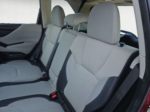 Certified 2023 Subaru Forester Premium AWD/4WD image 13
