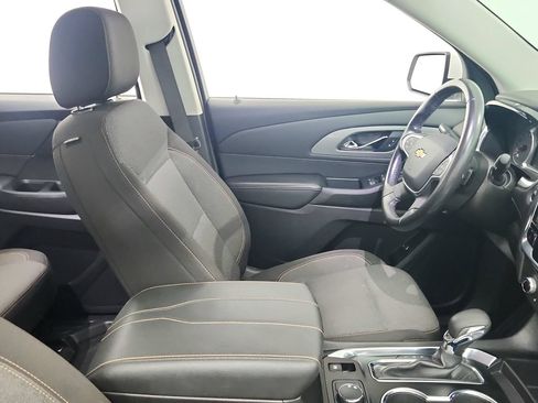 Certified 2021 Chevrolet Traverse LT FWD image 29