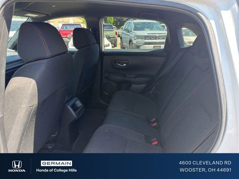 Used 2023 Honda HR-V Sport image 12