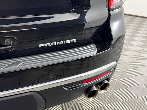 Used 2023 Chevrolet Tahoe Premier AWD/4WD image 31
