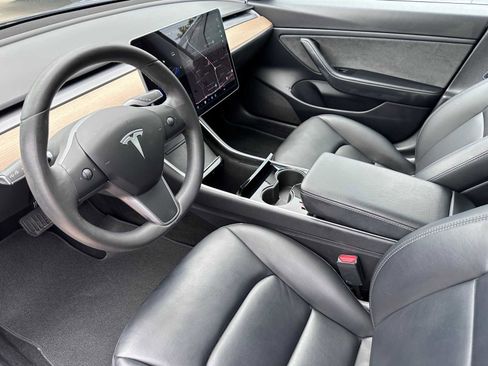 Used 2020 Tesla Model 3 Long Range AWD/4WD image 9