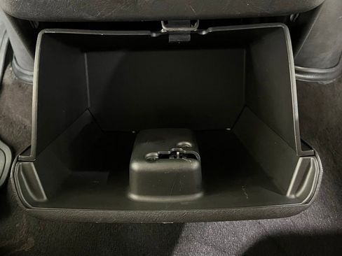 Used 2025 Chevrolet Express 3500 LT w/ LT Preferred Equipment Group RWD image 22