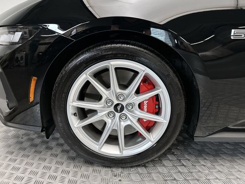 Used 2024 Ford Mustang GT Premium RWD image 27