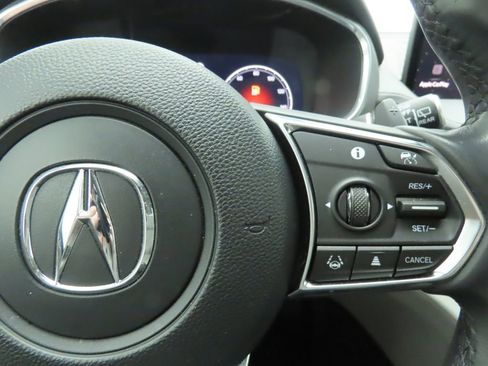 Used 2022 Acura MDX Technology image 12