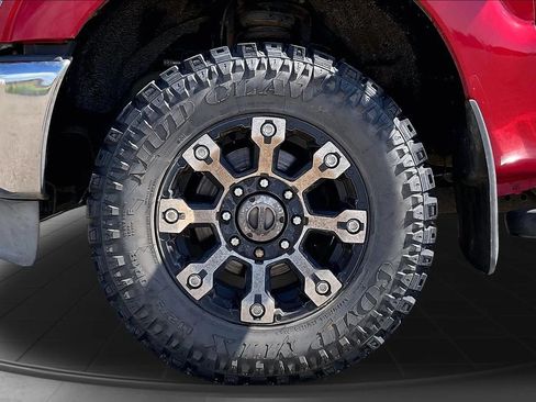 Used 2011 Ford F250 XLT w/ Chrome Pkg AWD/4WD image 32