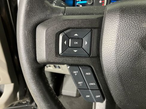 Used 2018 Ford F150 XLT w/ Equipment Group 302A Luxury image 17