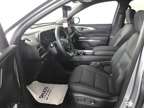 New 2026 Chevrolet Traverse LT w/ Midnight/Sport Edition image 9