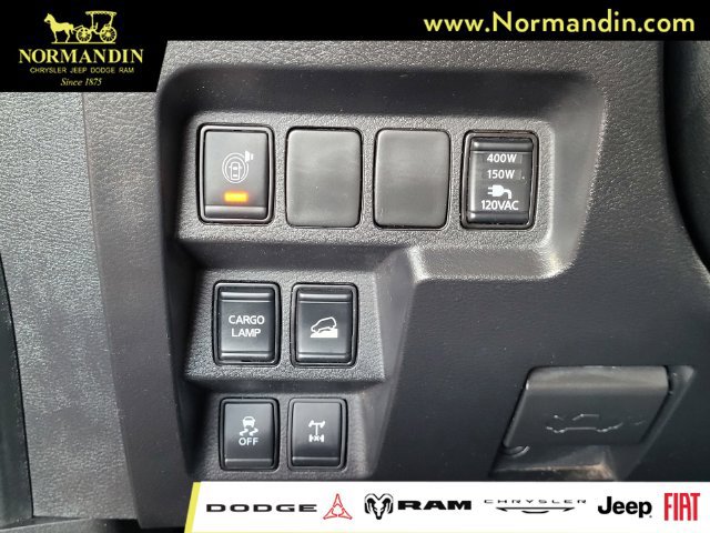 Used 2023 Nissan Frontier PRO-4X w/ Pro-4X Premium Package AWD/4WD image 14