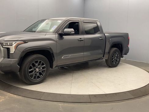 Used 2025 Toyota Tundra Platinum AWD/4WD image 9
