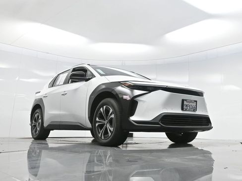 Used 2024 Toyota bZ4X XLE image 50