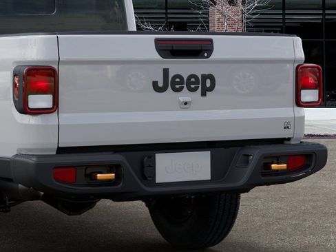 New 2026 Jeep Gladiator Sport AWD/4WD image 13