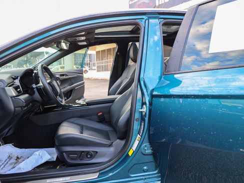 Used 2025 Toyota Camry XSE w/ Premium Package image 31