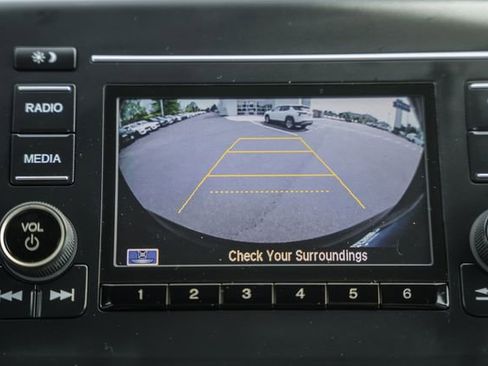 Used 2017 Honda Pilot LX image 40