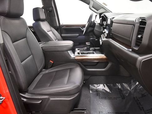Used 2024 GMC Sierra 1500 Elevation w/ Elevation Premium Package AWD/4WD image 19