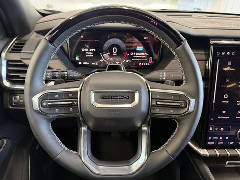 Used 2024 GMC Acadia Denali w/ Super Cruise Package AWD/4WD image 17