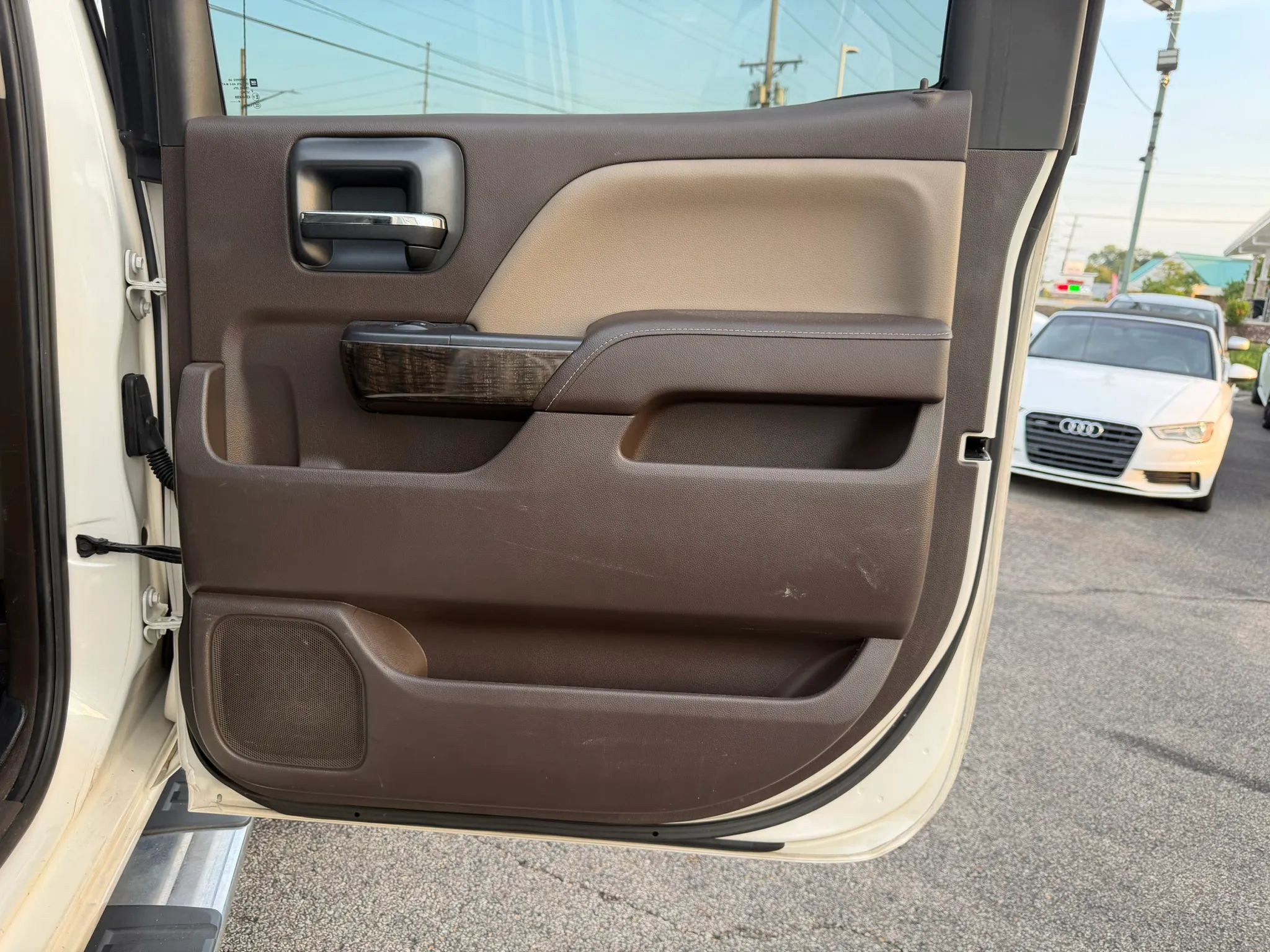 Used 2015 GMC Sierra 1500 Denali AWD/4WD image 33