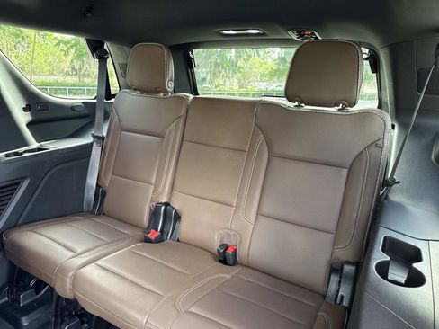 Used 2023 Chevrolet Tahoe High Country image 12