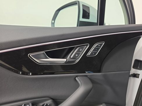 New 2026 Audi Q7 2.0T Premium AWD/4WD image 18