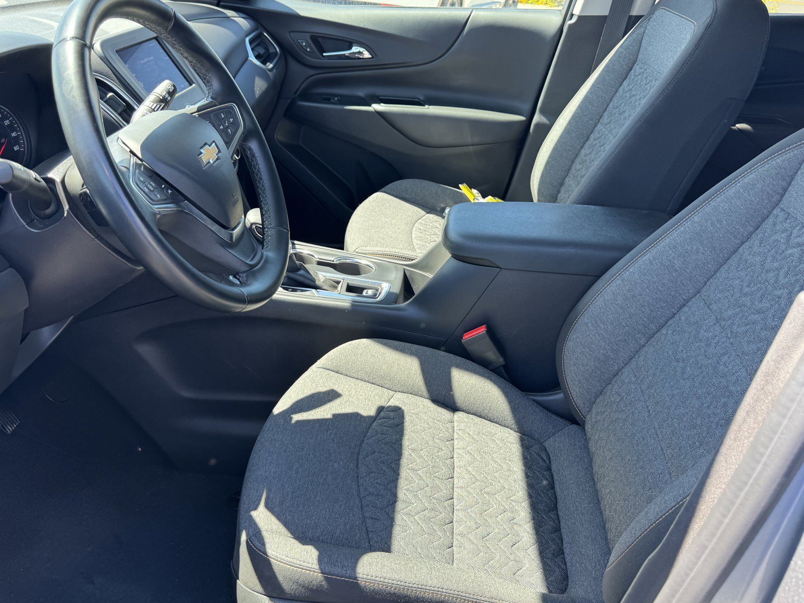 Used 2024 Chevrolet Equinox LT FWD image 14