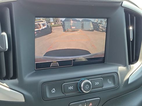 Used 2023 GMC Terrain SLE w/ Driver Convenience Package FWD image 14