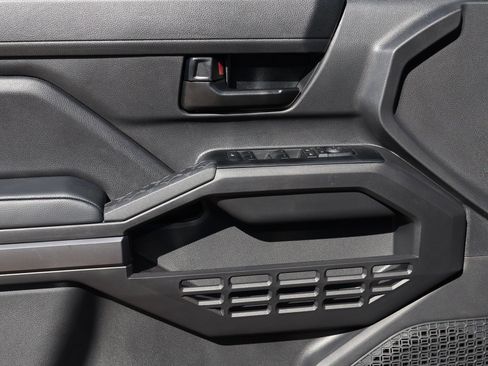 New 2025 Toyota Tacoma SR5 image 27