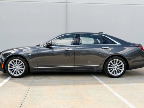 Used 2017 Cadillac CT6 Luxury image 17