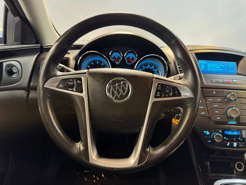 Used 2011 Buick Regal CXL FWD image 11