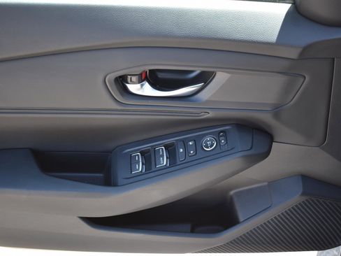 Used 2024 Honda Accord EX image 21