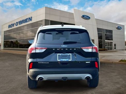 Certified 2020 Ford Escape Titanium AWD/4WD image 4