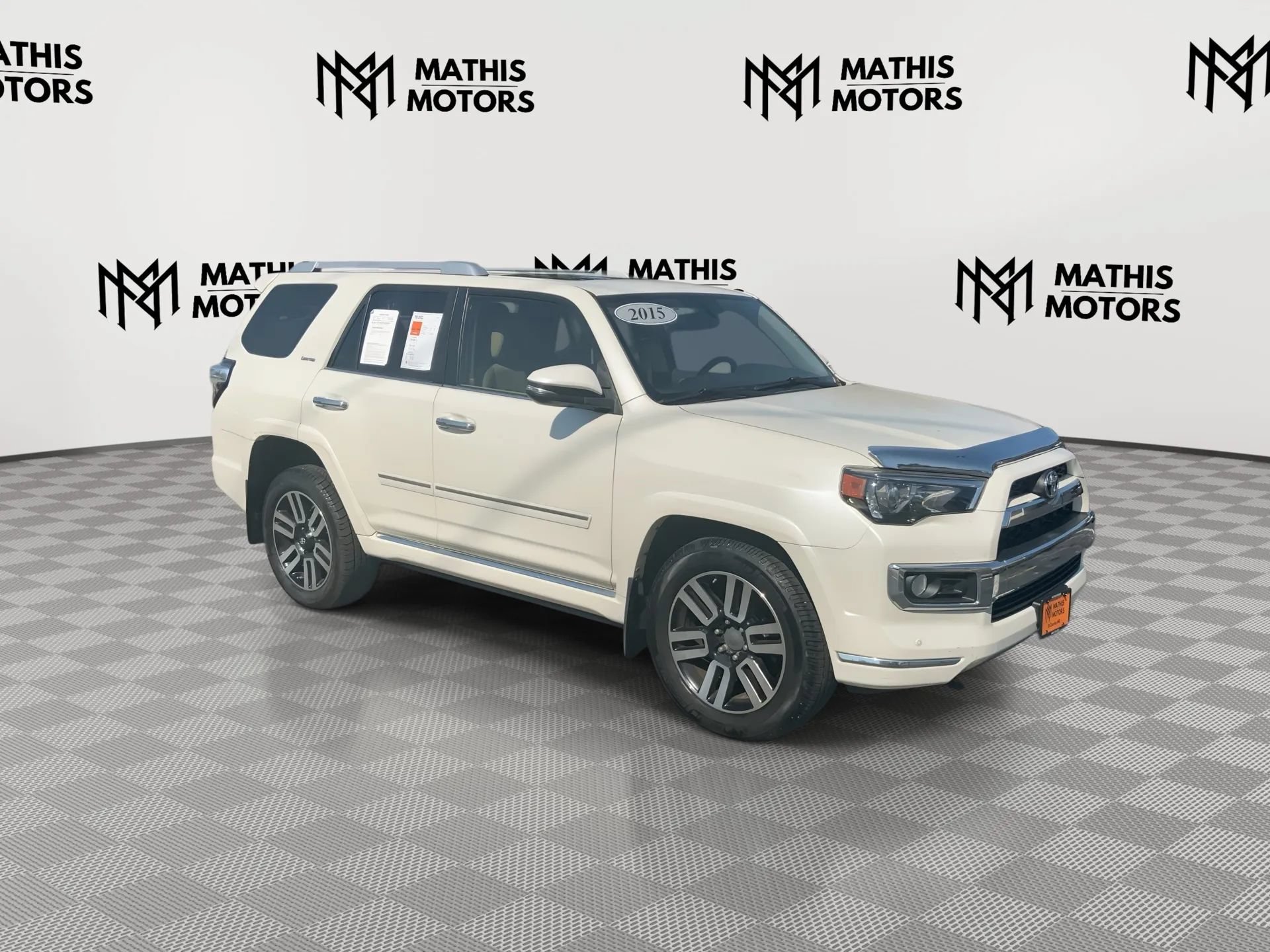 Used 2015 Toyota 4Runner Limited AWD/4WD image 2