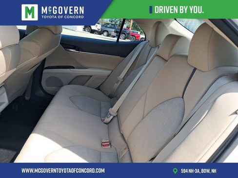 Used 2023 Toyota Camry LE AWD/4WD image 17