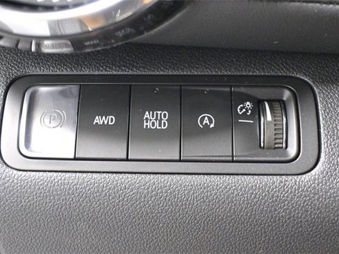 New 2026 Chevrolet Equinox LT w/ Convenience Package II image 16